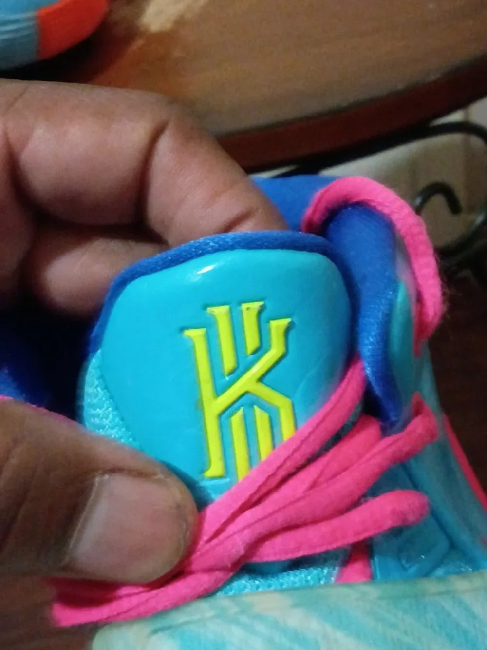 Nike Kyrie 6 Pool Day Shoes 7Y Basketball CZ4686-409 Kyrie Irving Sneakers